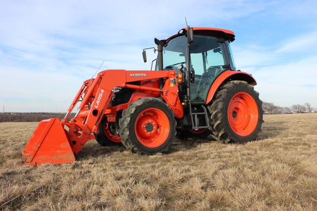 Beauty-Shot-M4D-071 Kubota Tractor