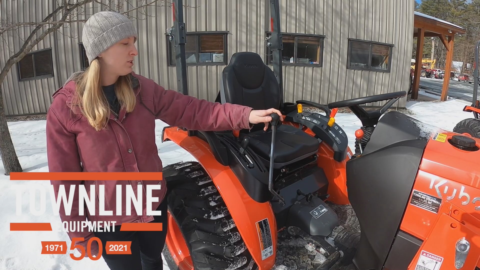 Kubota LX2610HSD Compact Tractor Feature and Benefits Video